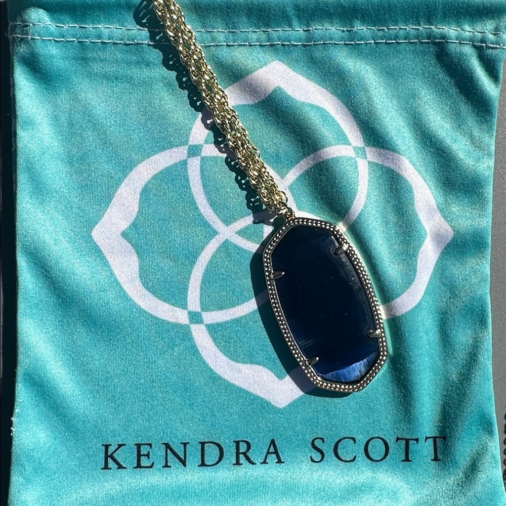 Kendra Scott Gold and dazzling royal blue pendant necklace! - Picture 4 of 4
